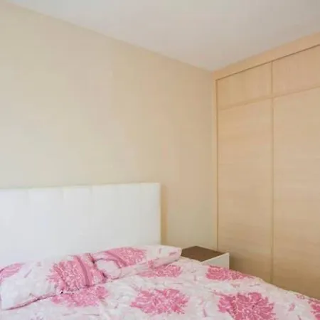 Fi Yaka A8 Apartmán *