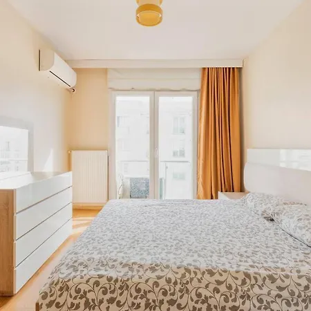 Fi Yaka A8 * Istanbulská provincie